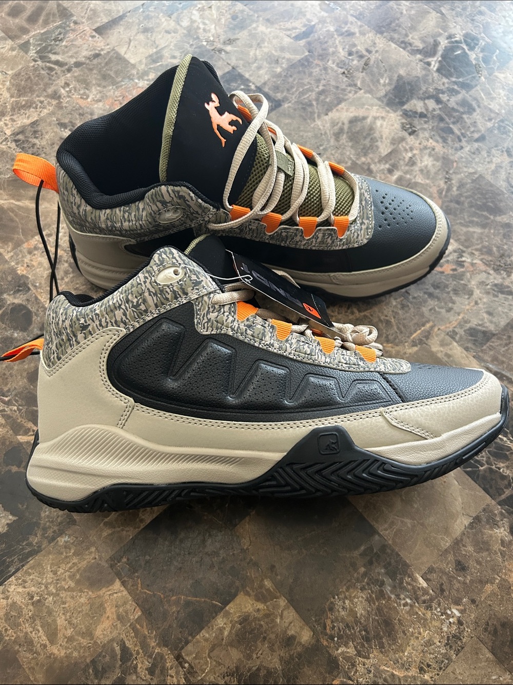 NWT 🆕 And1 Men’s Basketball Athletic Sneakers